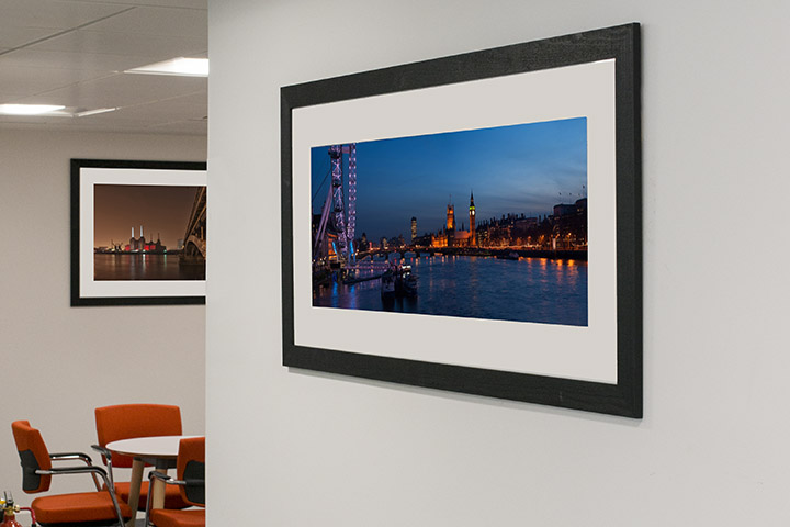  art prints of London in office

