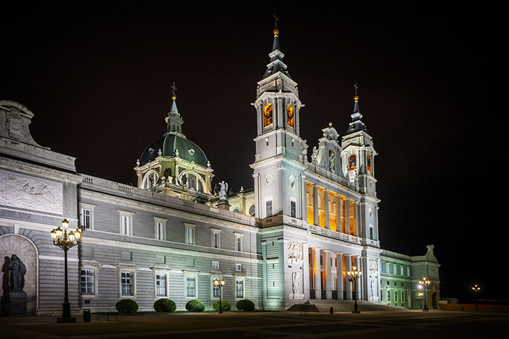 Photograph of Almudena Cathedral 4 Madrid