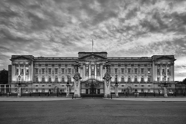Photograph of Buckingham Palace 17