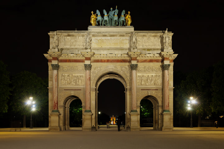 Photograph of Gate Louvre 1