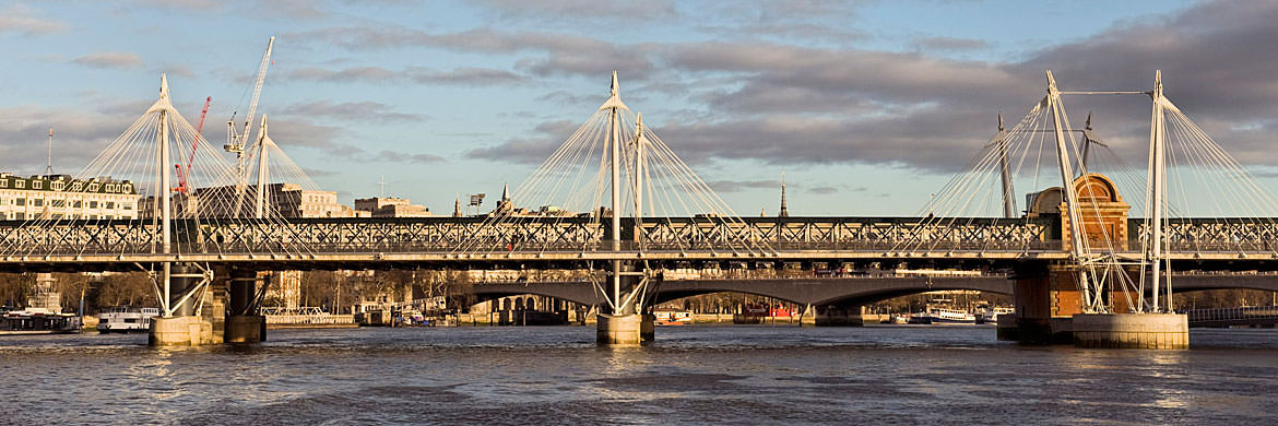 Photograph of Golden Jubilee Bridge 2