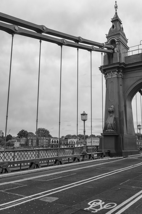 Photograph of Hammersmith Bridge 4