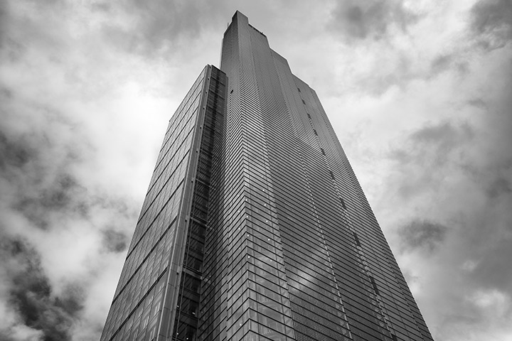  Black and white photo of Heron Tower in London