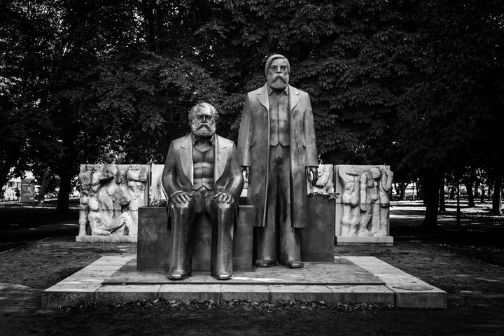 Photograph of Marx Engels Berlin 1