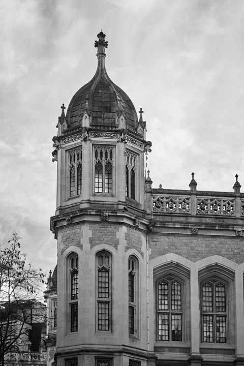 Black and white photo of Maughan Library part of Kings College London