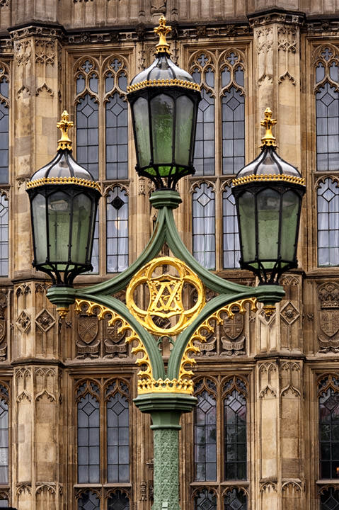 Streetlamp at Houses of Parlaiment  