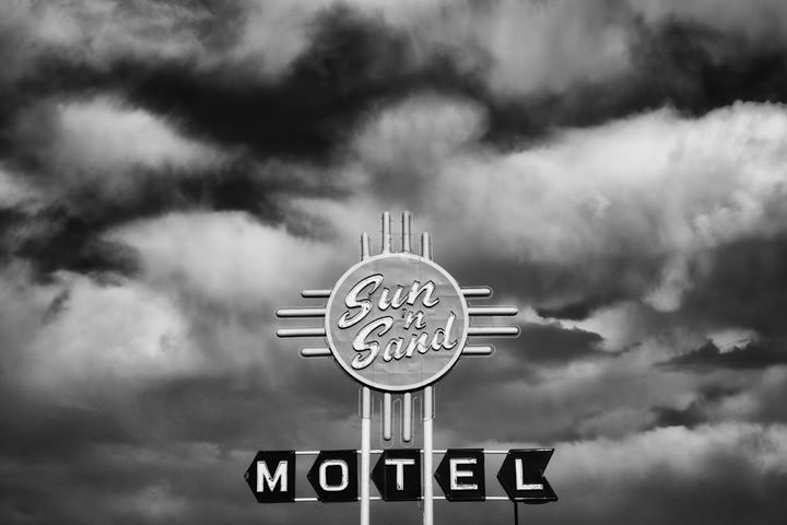 Photograph of Sun and Sand Motel - Route 66