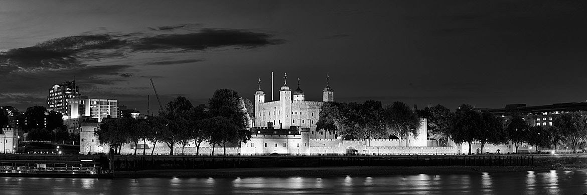 Photograph of The Tower of London Panorama 1